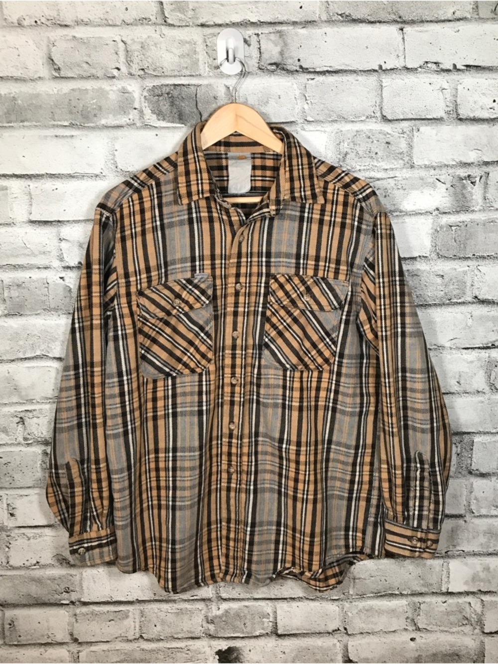 Vintage Carhartt Rugged Outdoor Wear Flannel Plaid Shirt Mens Large Made in USA